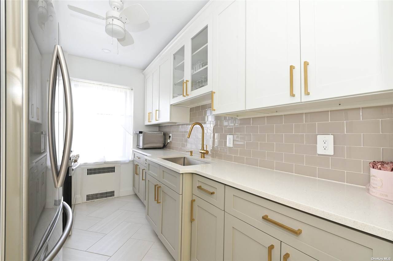 170-40 Highland Avenue - Photo 1