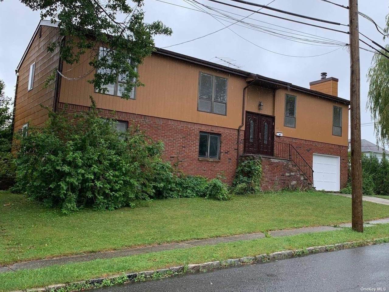 80 Woodward Street - Photo 1