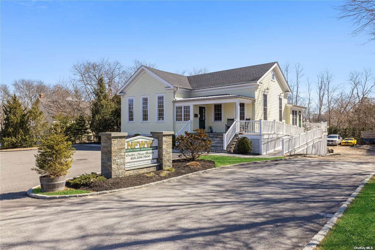 810 Traveler Street - Photo 1