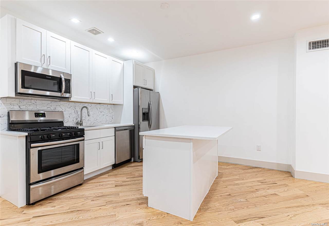 282 38th Street - Photo 1