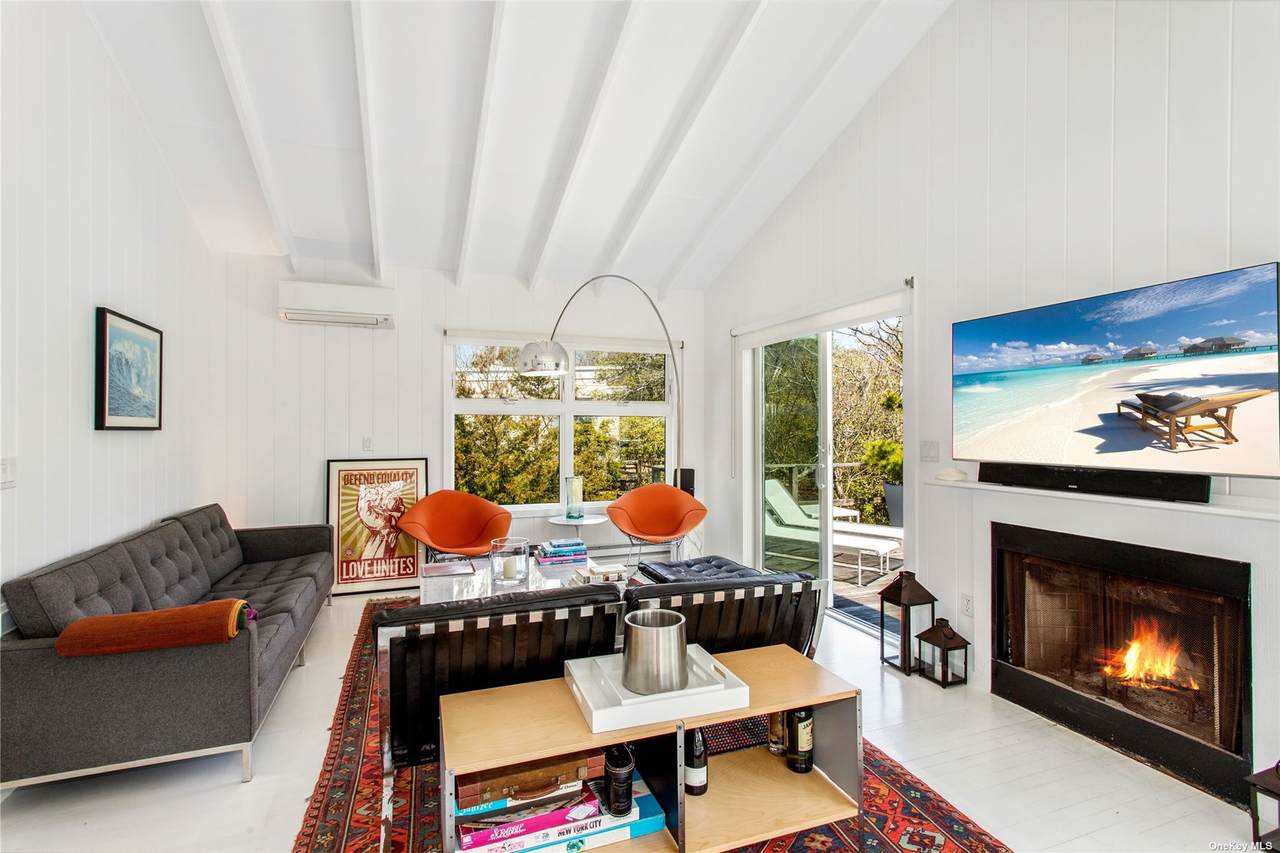 377 Nautilus Walk - Photo 1