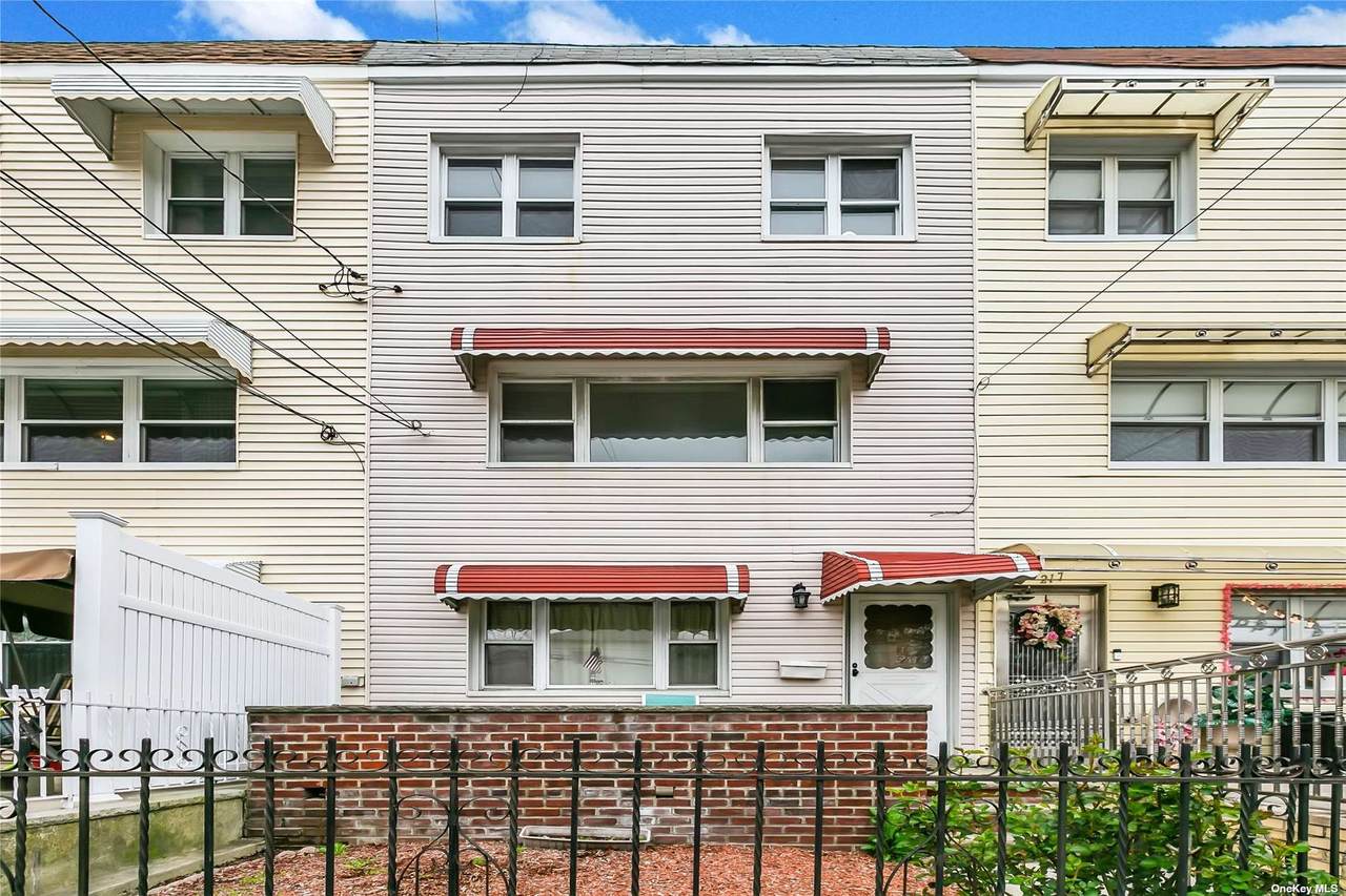 215 Meagher Ave - Photo 1