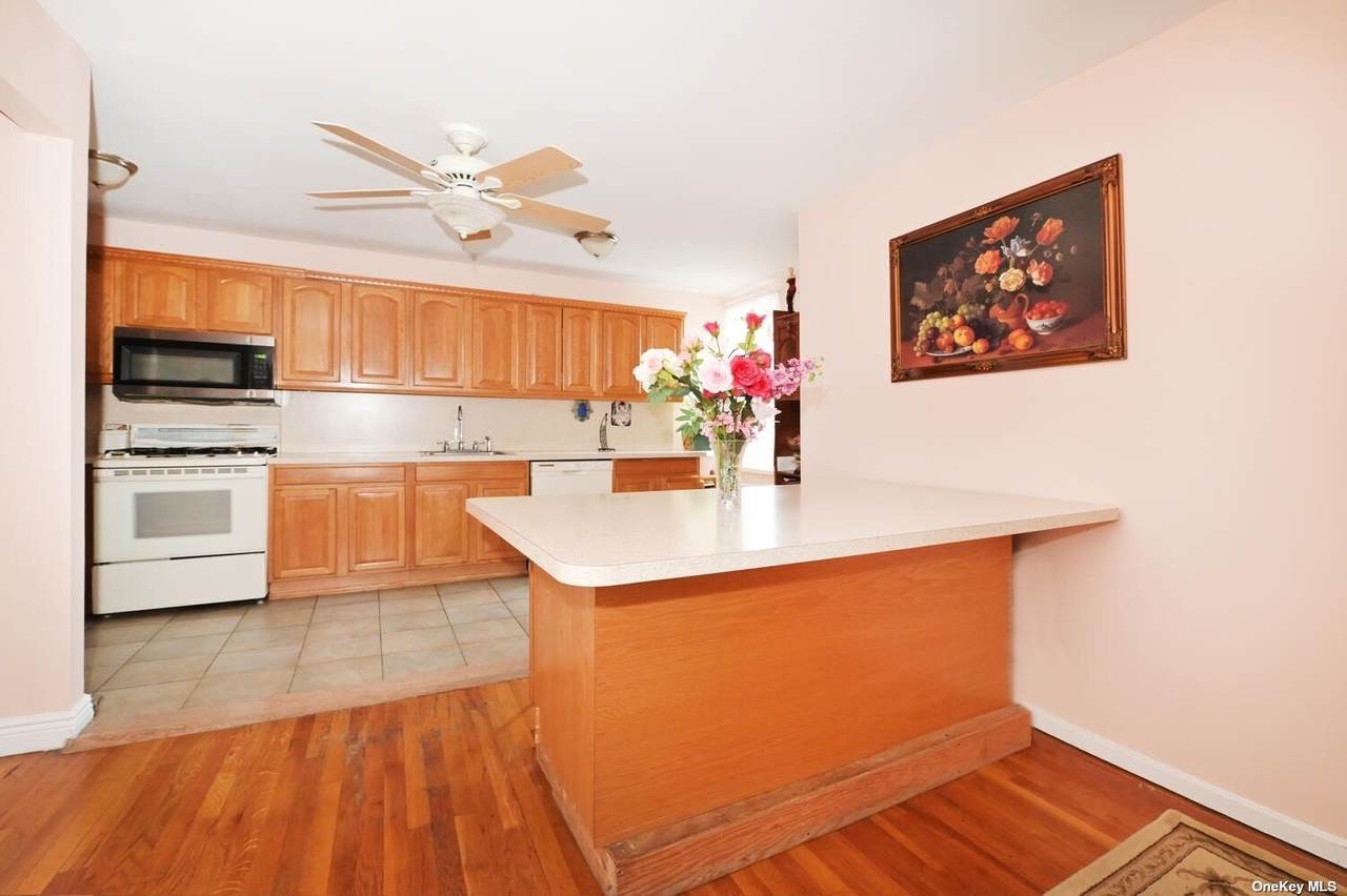 74-45 Yellowstone Blvd - Photo 1