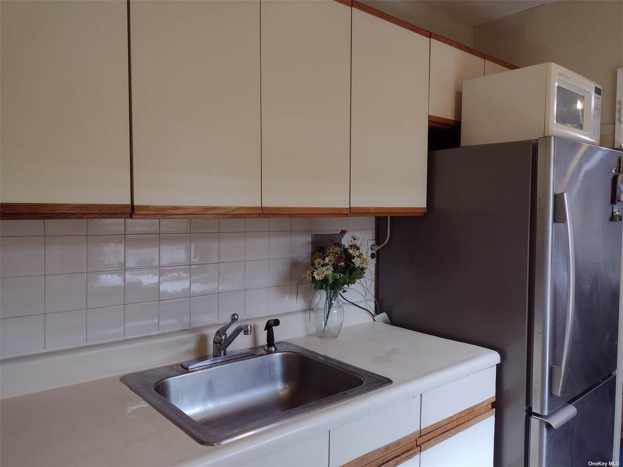 159-10 16th Avenue - Photo 1
