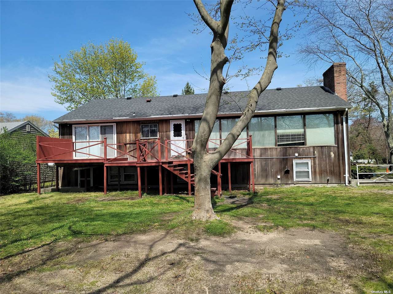 911 Ostrander Avenue - Photo 1