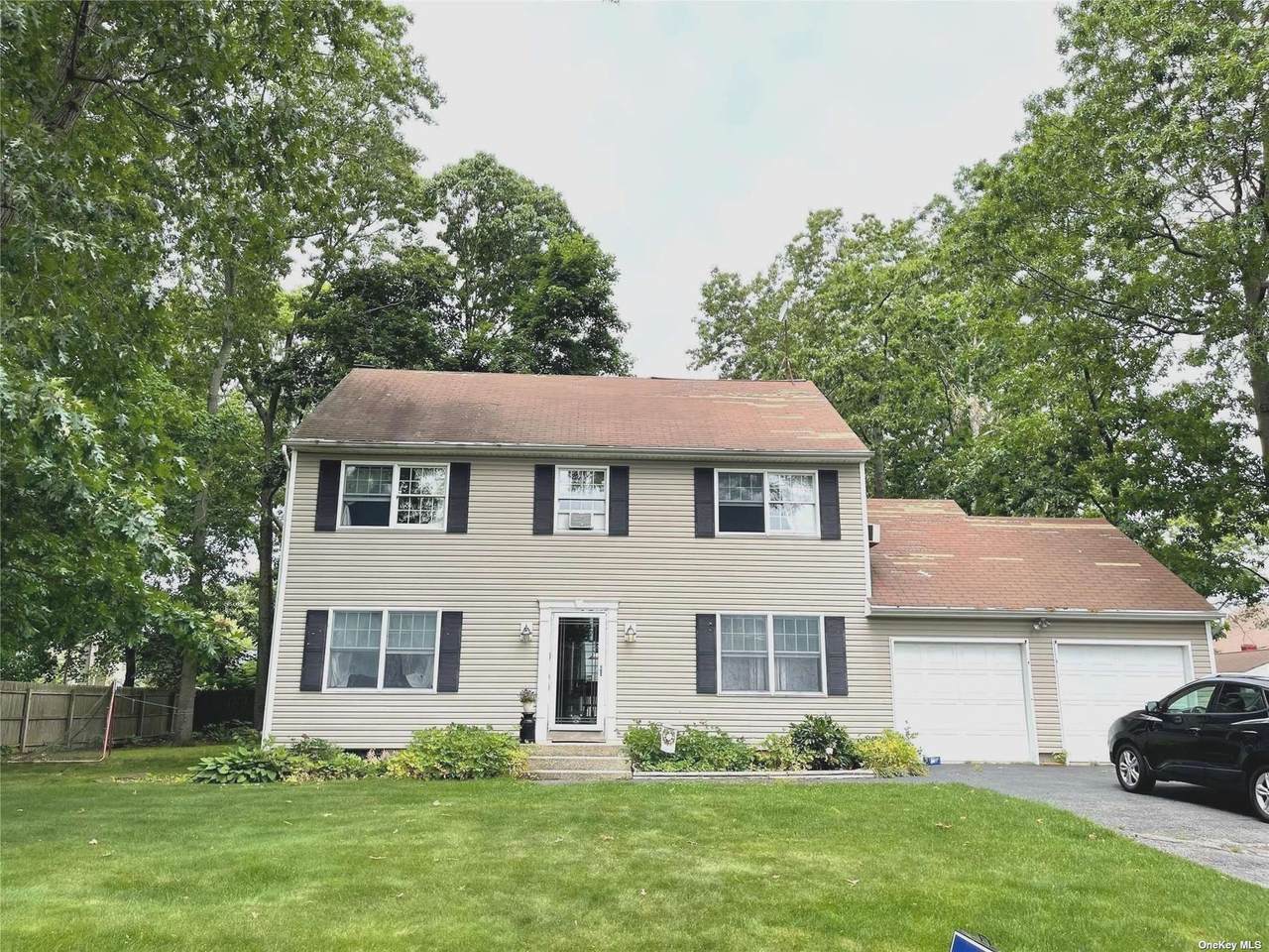 61 Cleremont Avenue - Photo 1