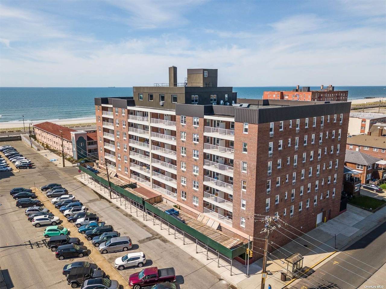 55 Monroe Boulevard - Photo 1