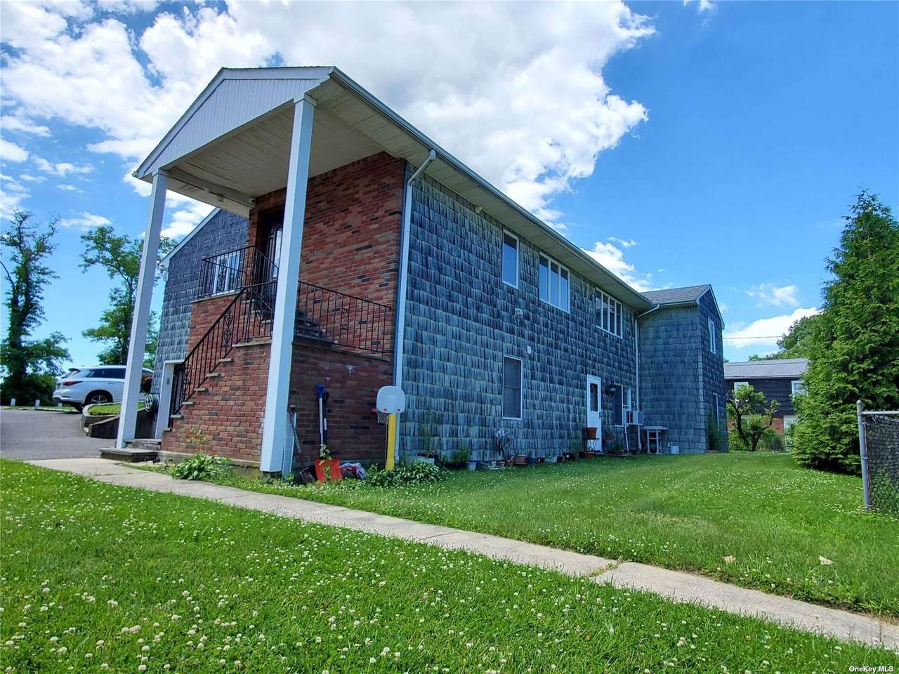 13 W Harbor Dr - Photo 1