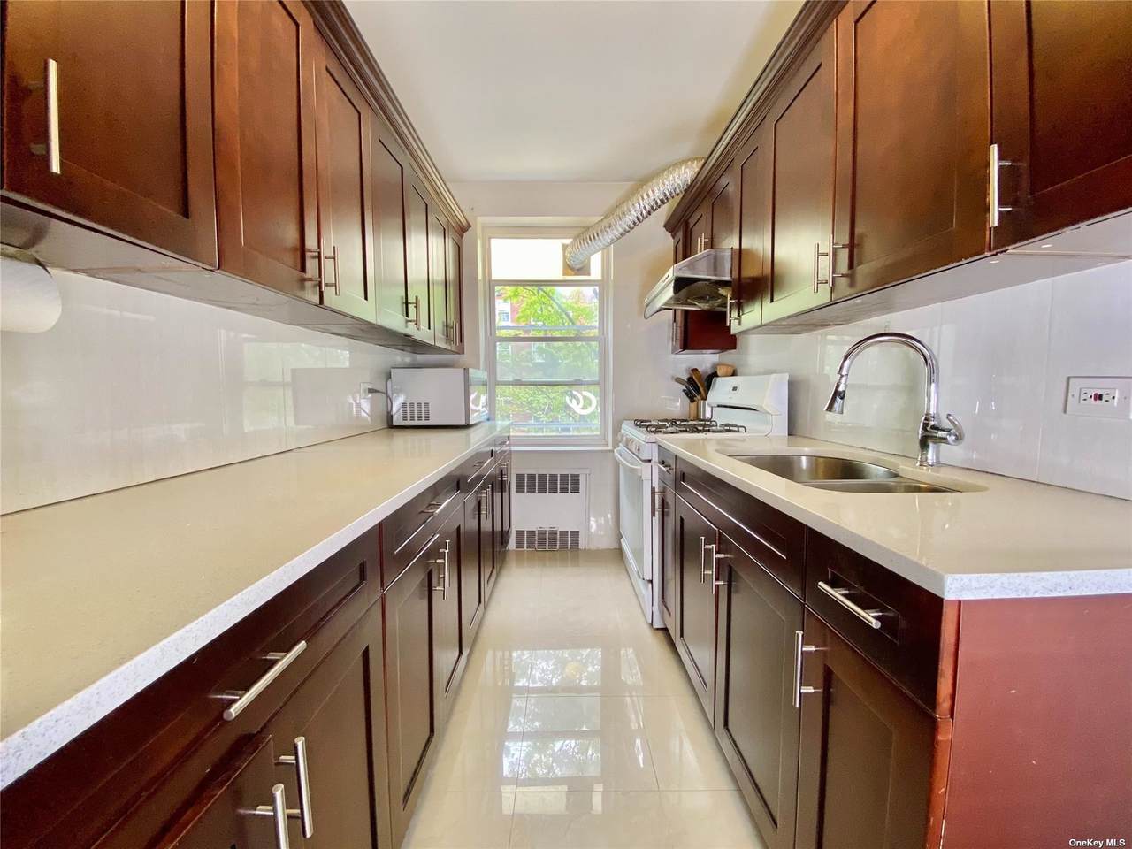120-10 85th Avenue - Photo 1