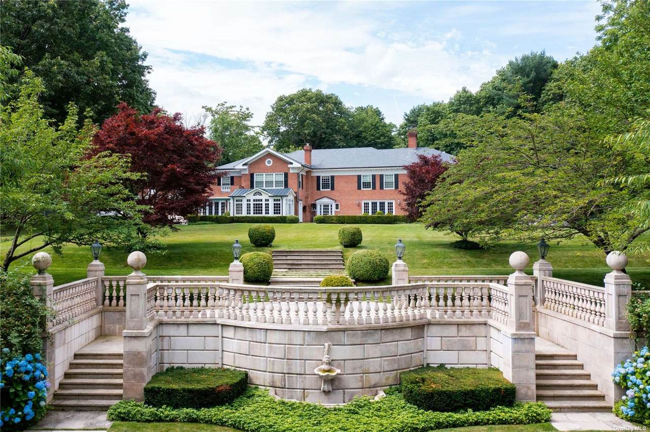 343 Duck Pond Road - Photo 1