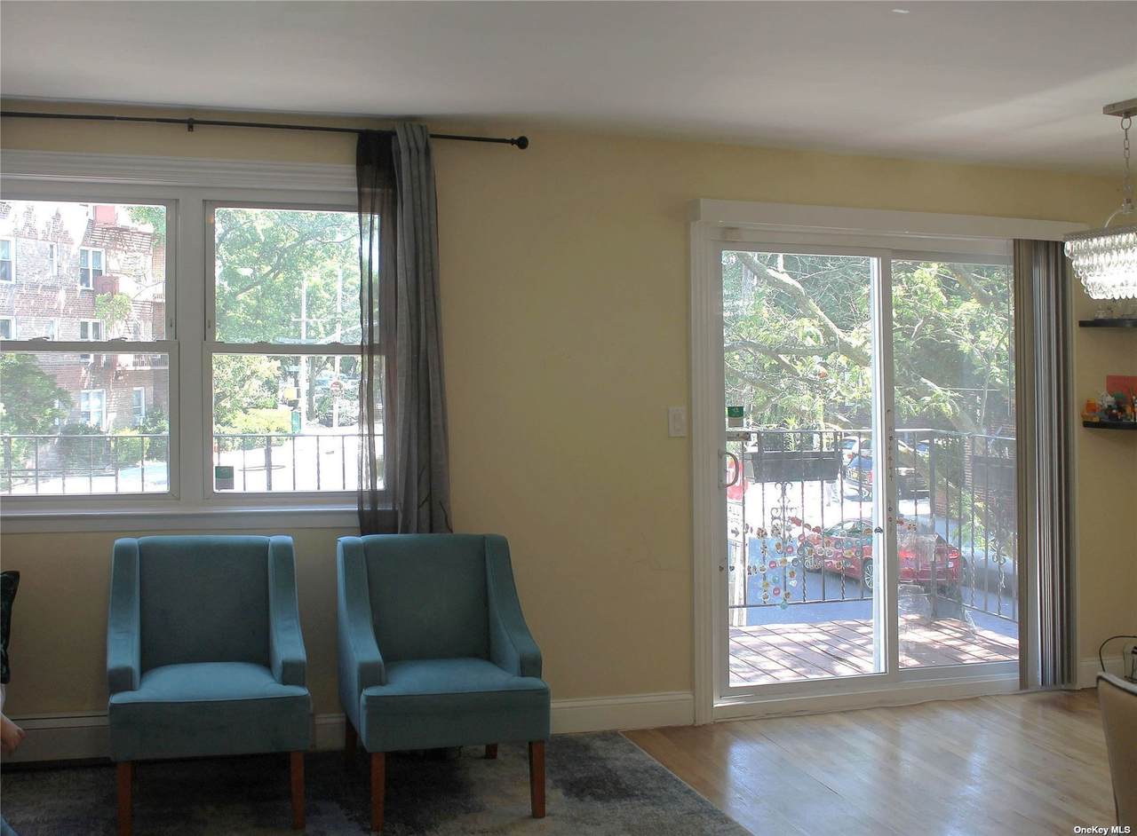 74-30 Yellowstone Boulevard - Photo 1