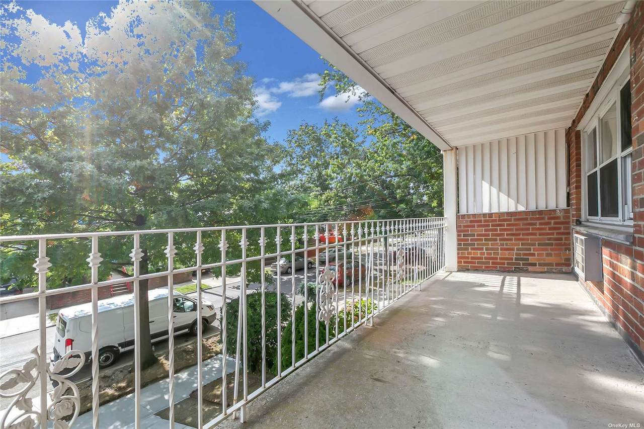 152-11 85th Drive - Photo 1