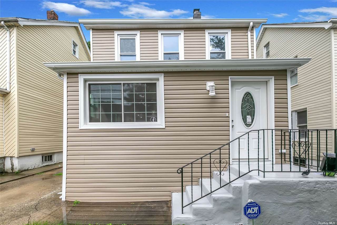 109-91 203rd Street - Photo 1