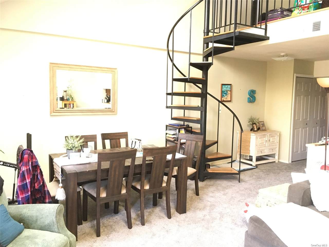 100 Daly Boulevard - Photo 1