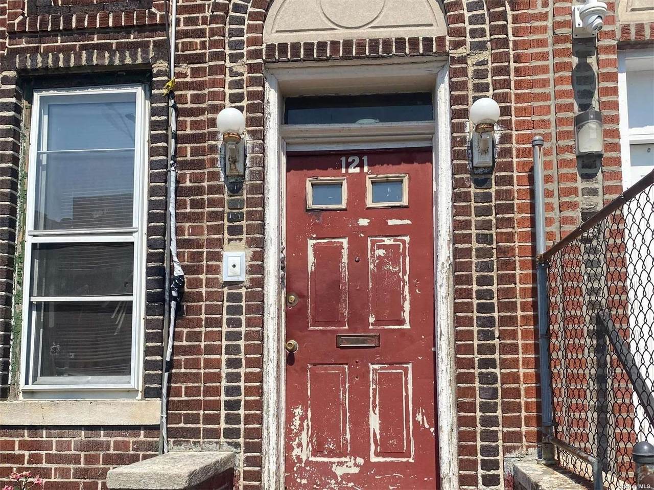 121 96th Street - Photo 1