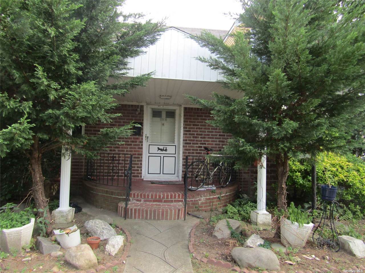 251-18 Shiloh Avenue - Photo 1