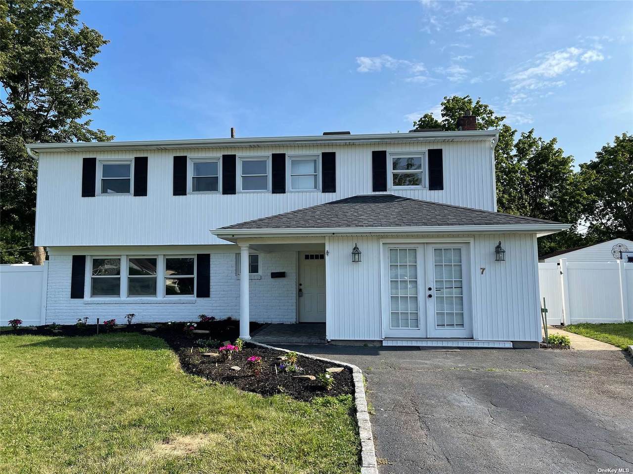 7 Gardenia Drive - Photo 1