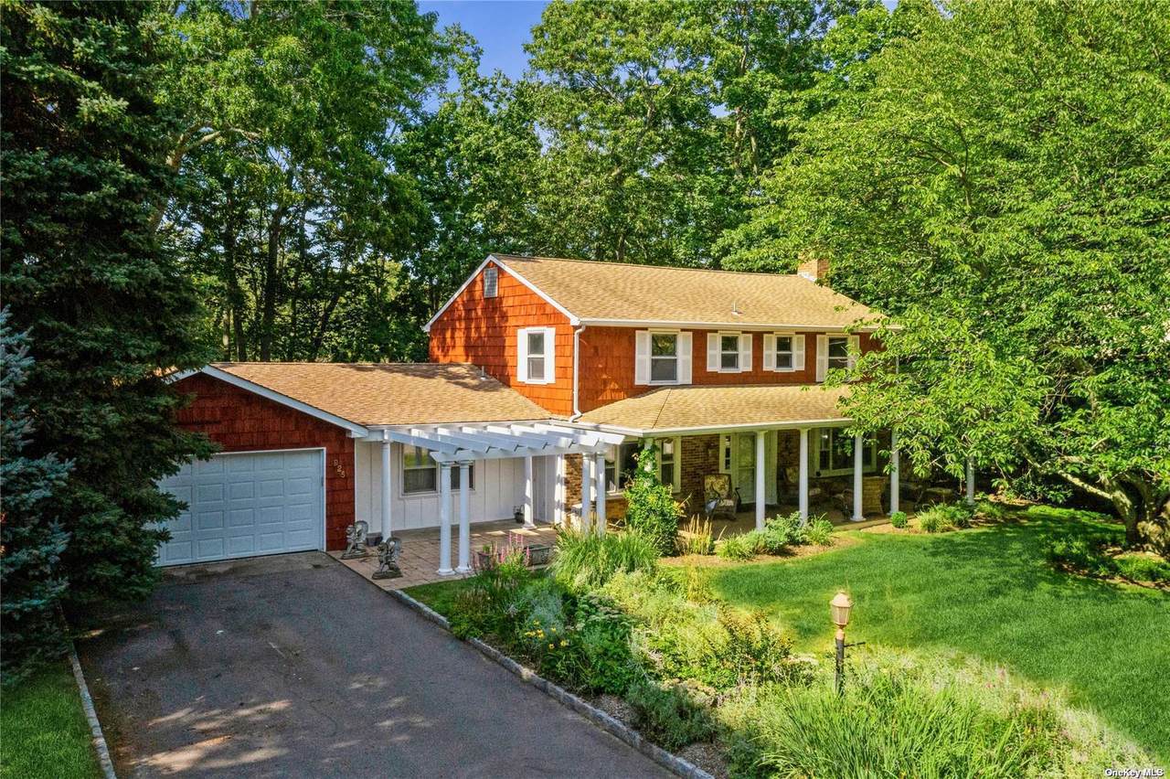 925 Long Creek Drive - Photo 1