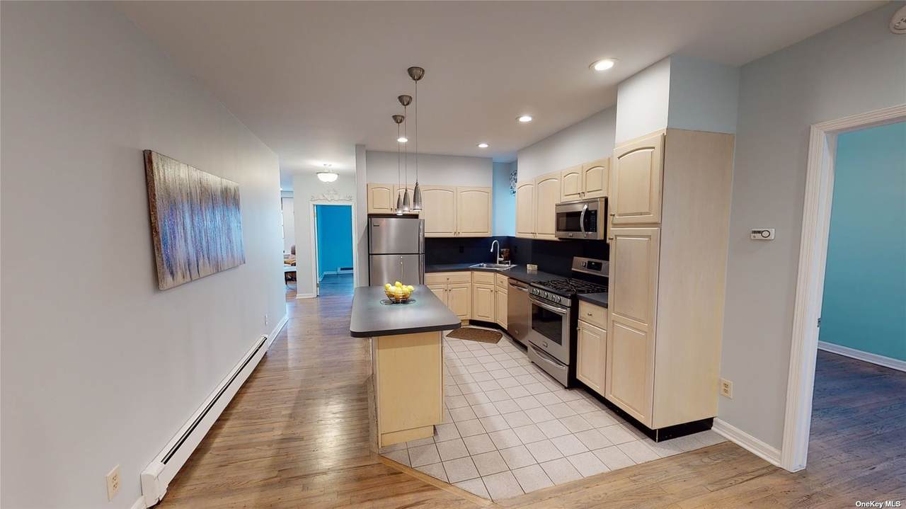 25 Broadway - Photo 1