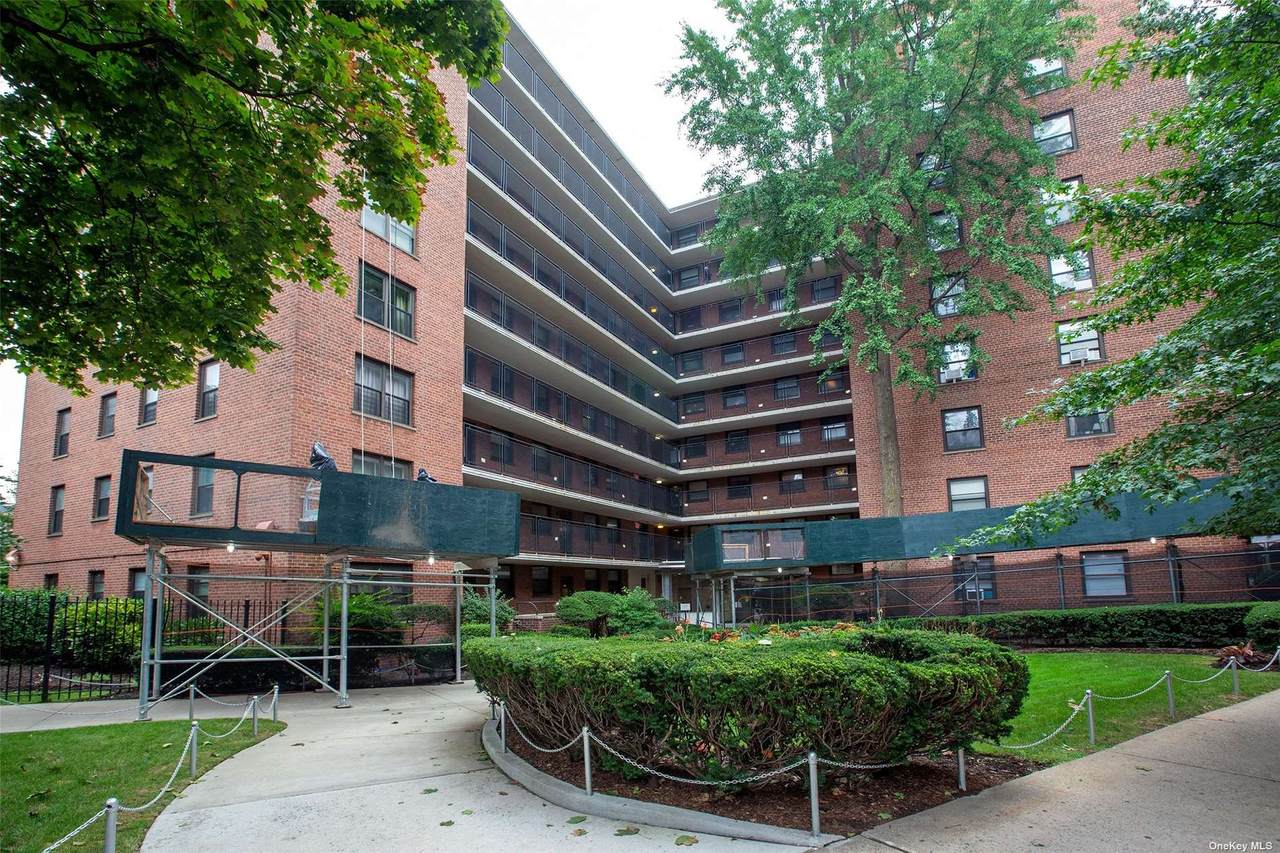 35-11 85 Street - Photo 1