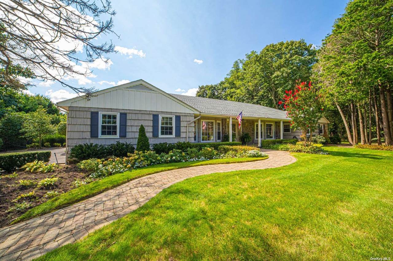 8 Dover Court - Photo 1