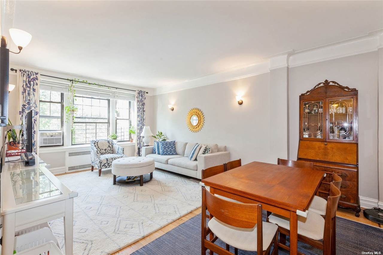 109-14 Ascan Avenue - Photo 1