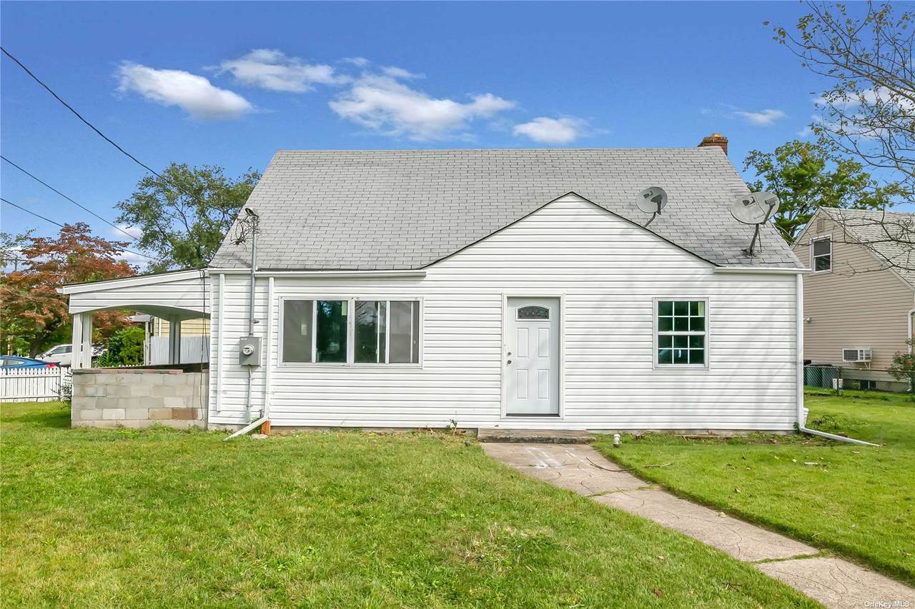 1161 Hook Creek Boulevard - Photo 1