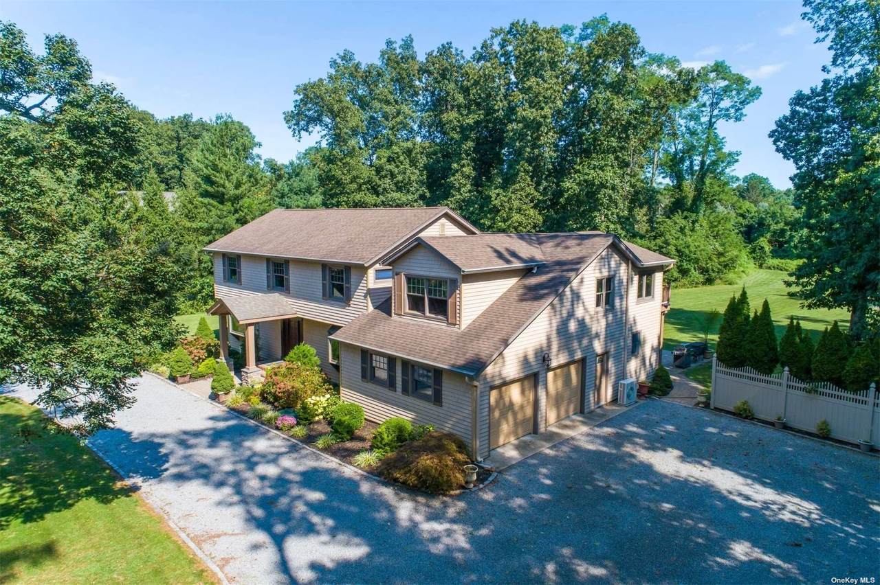 15 Grouse Lane - Photo 1