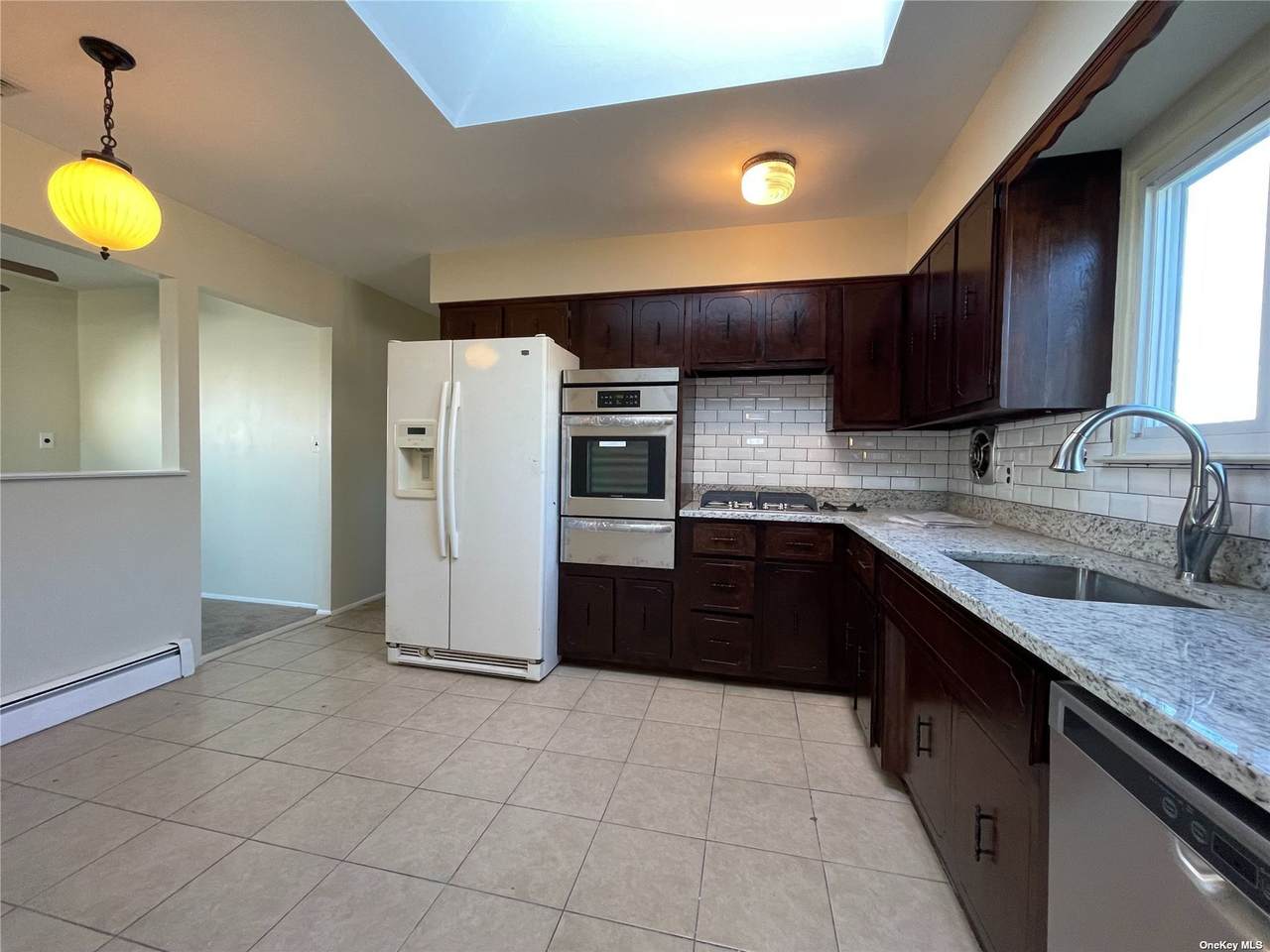 113 Maple Boulevard - Photo 1
