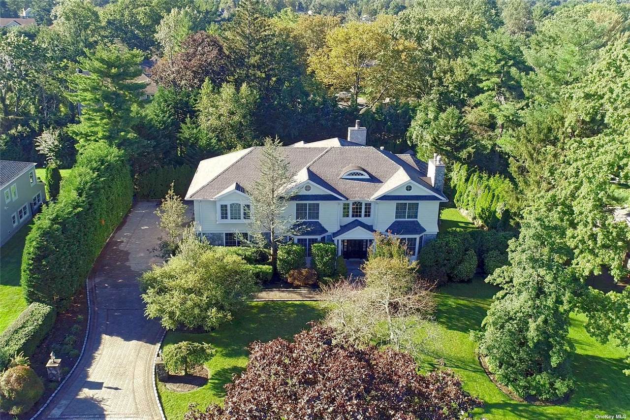 104 Woodhill Lane - Photo 1