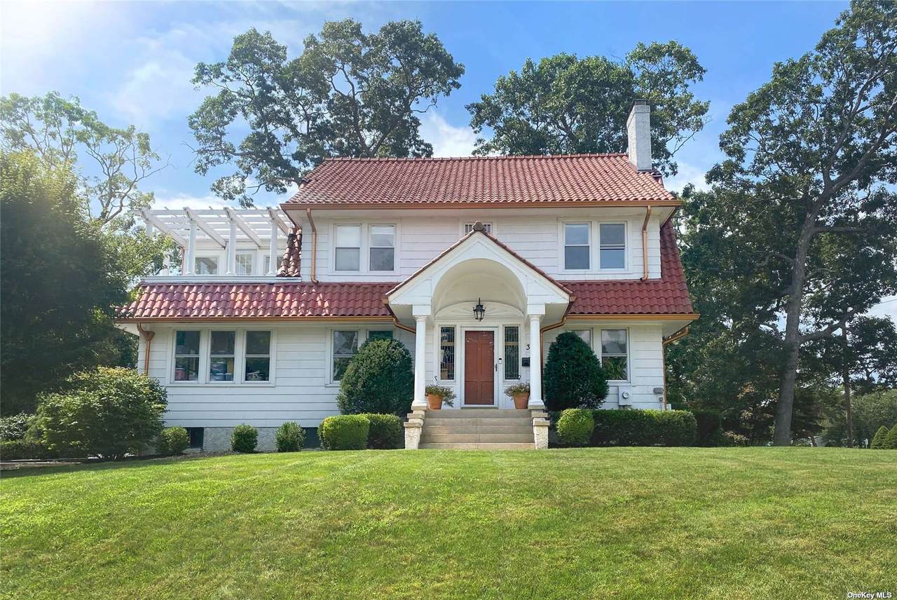 36 Roe Boulevard - Photo 1
