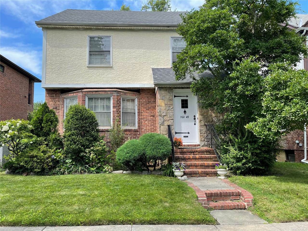 162-49 14th Avenue - Photo 1