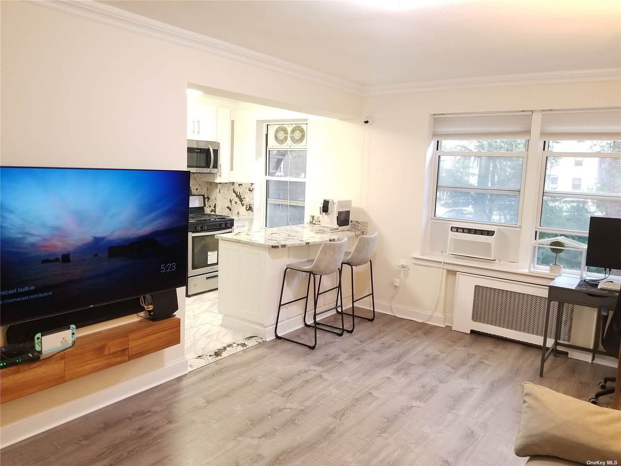 141-41 78 Road - Photo 1