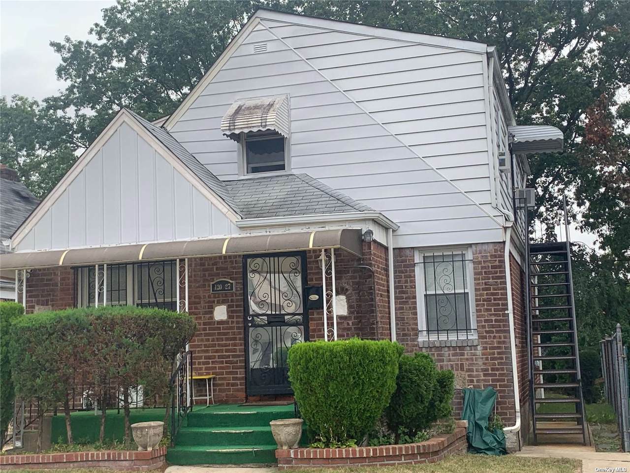 120-27 219th Street - Photo 1