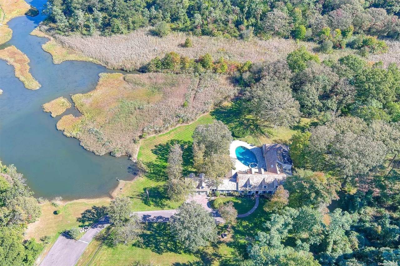 235 Centre Island Road - Photo 1