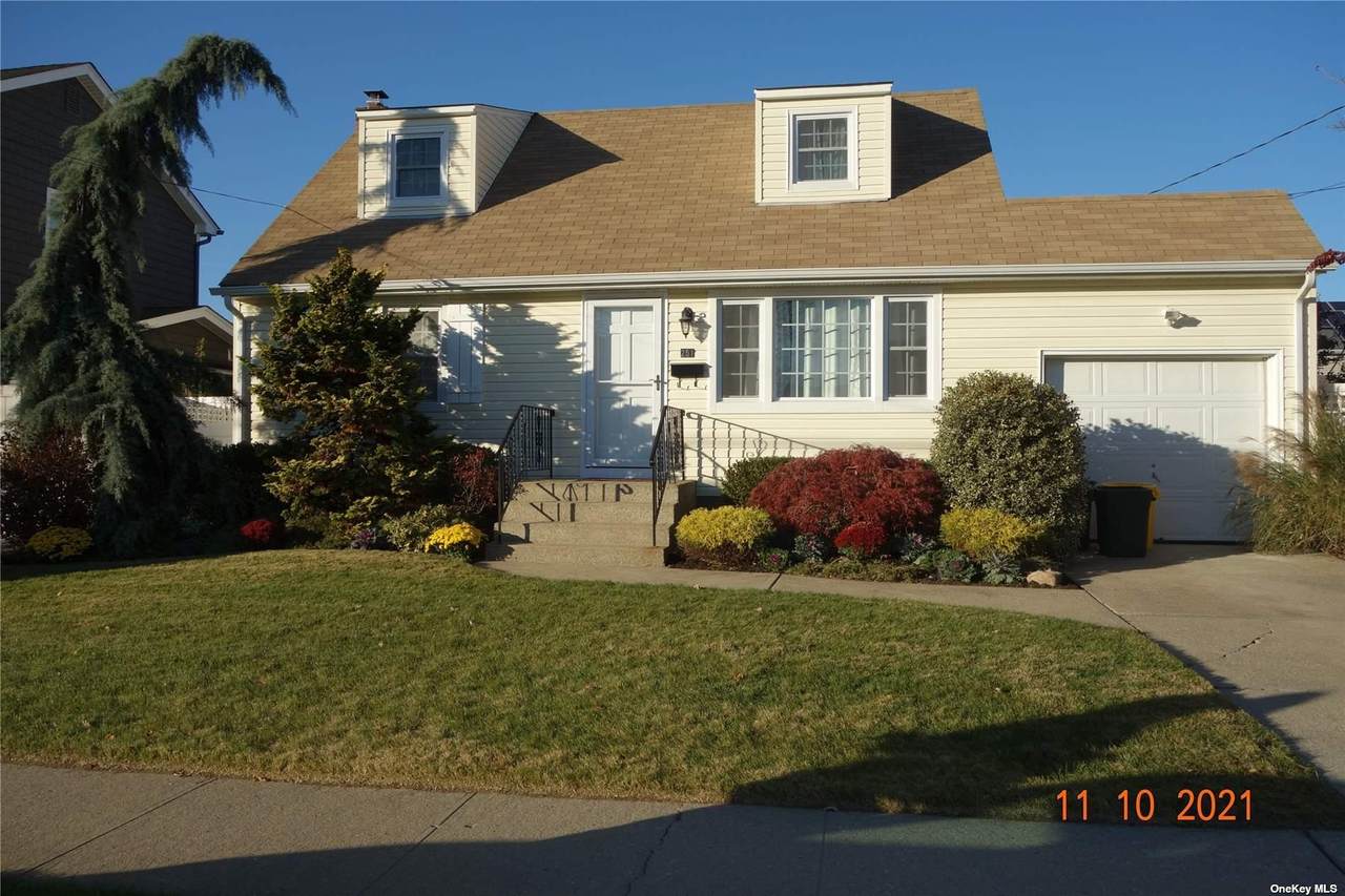 251 Cedar Street - Photo 1