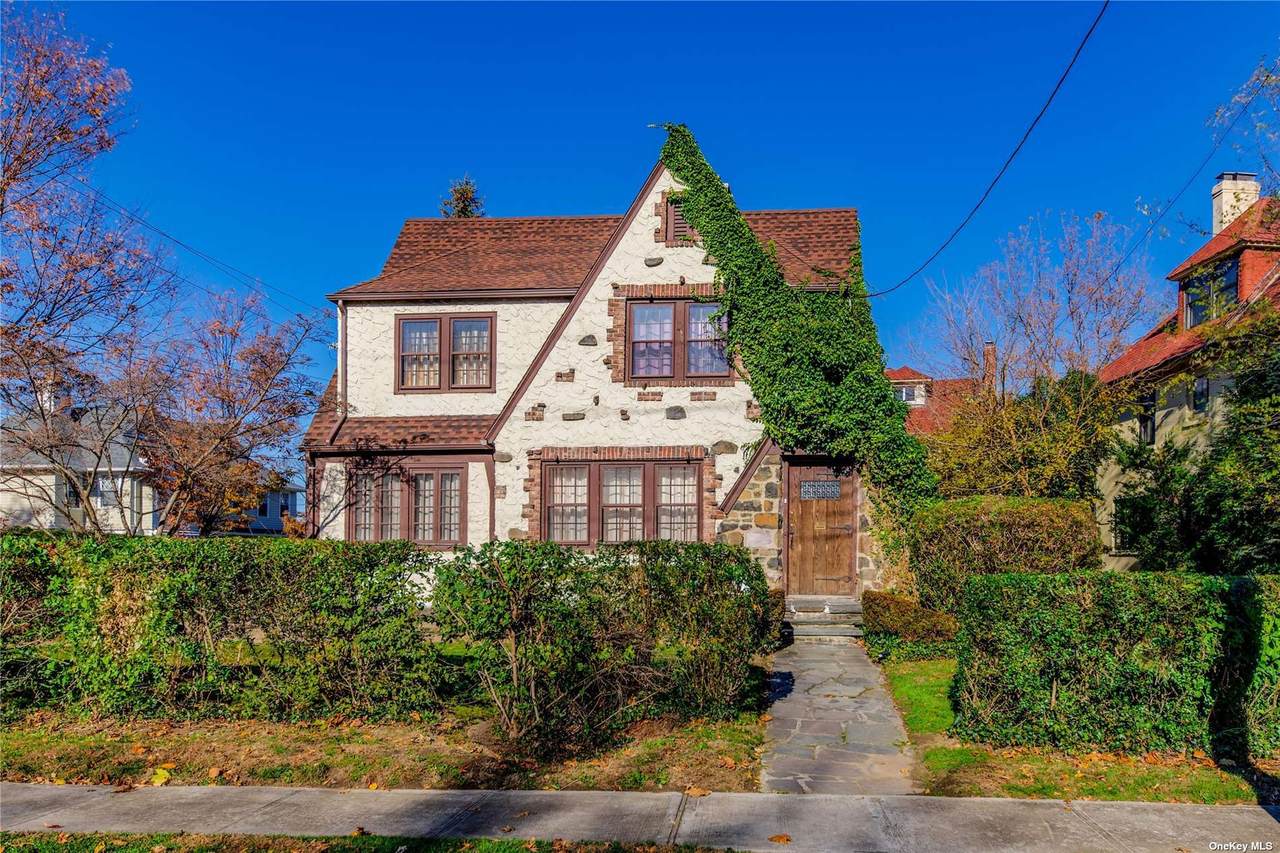 103 Richmond Road - Photo 1