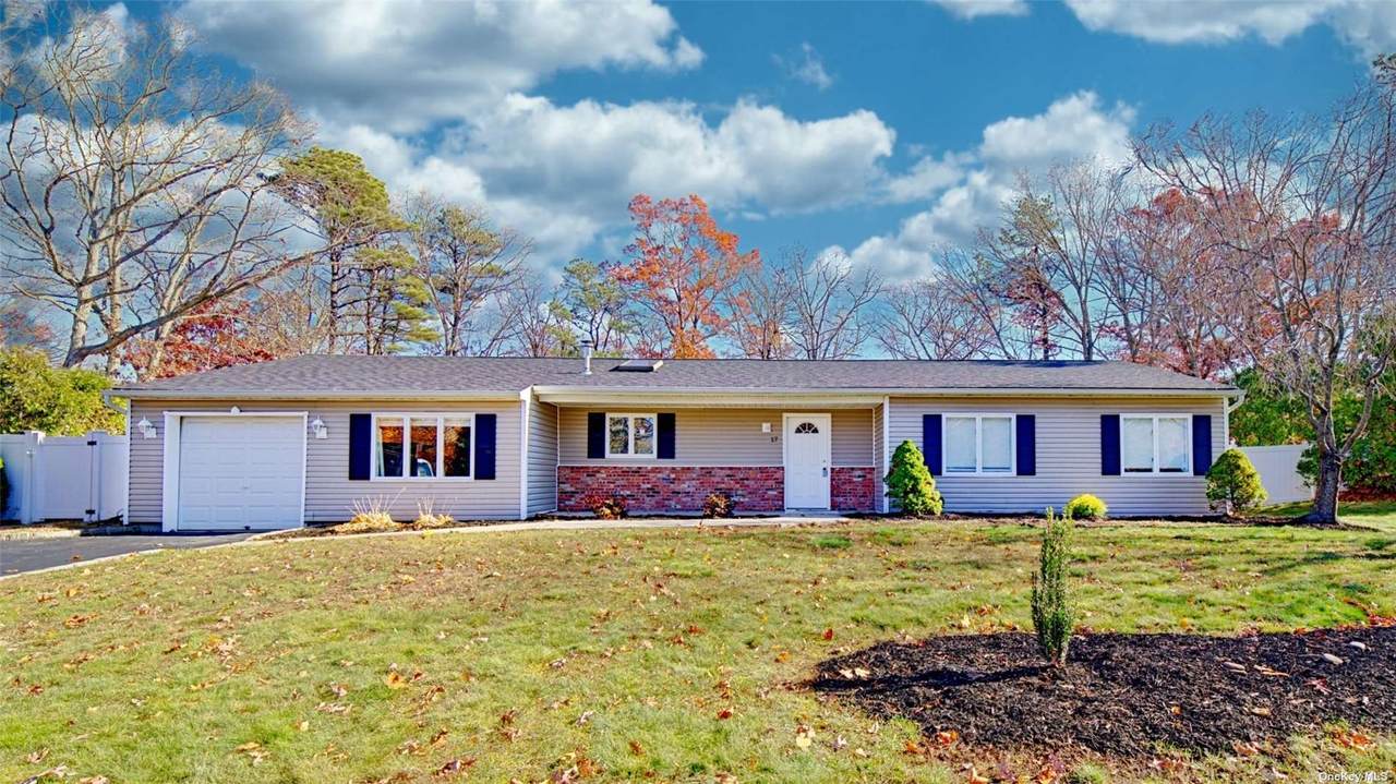 17 Griffin Drive - Photo 1