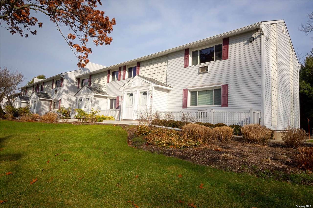 215 Terry Road - Photo 1