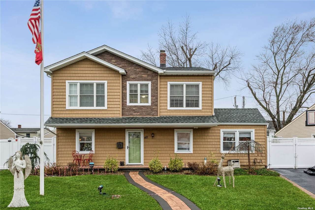 42 Swan Lane - Photo 1