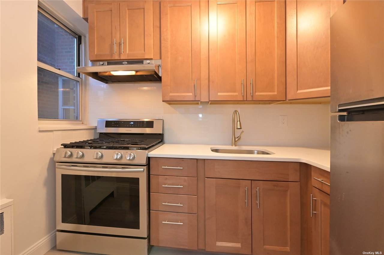 75 Middle Neck Road - Photo 1