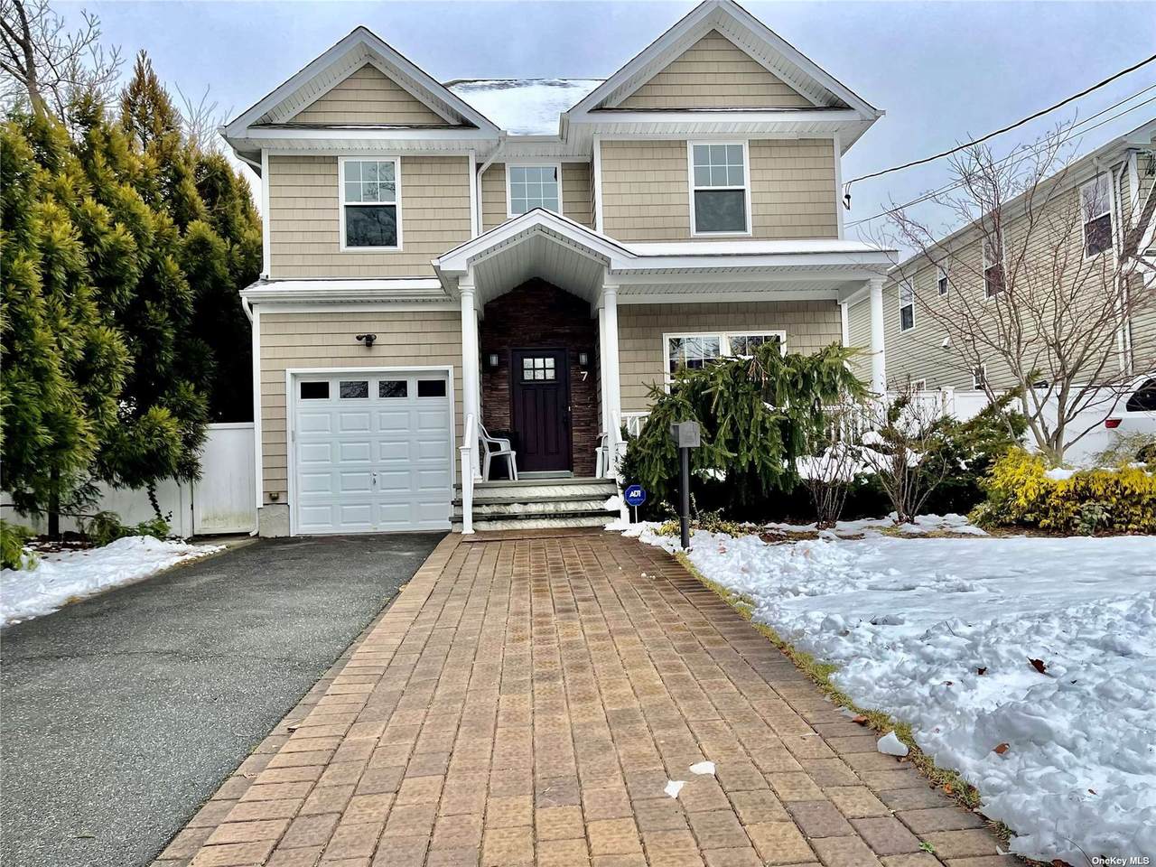 7 Humphrey Drive - Photo 1