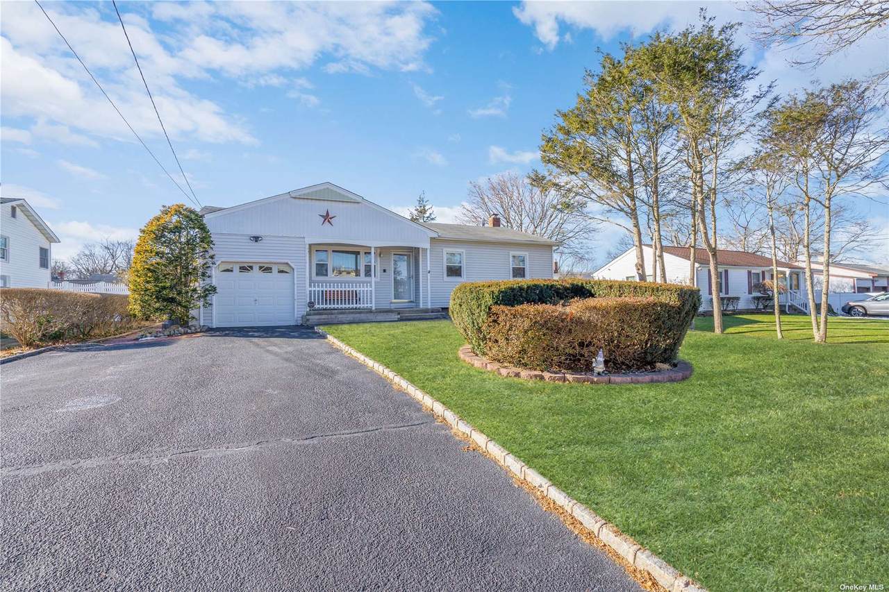 378 Holbrook Road - Photo 1