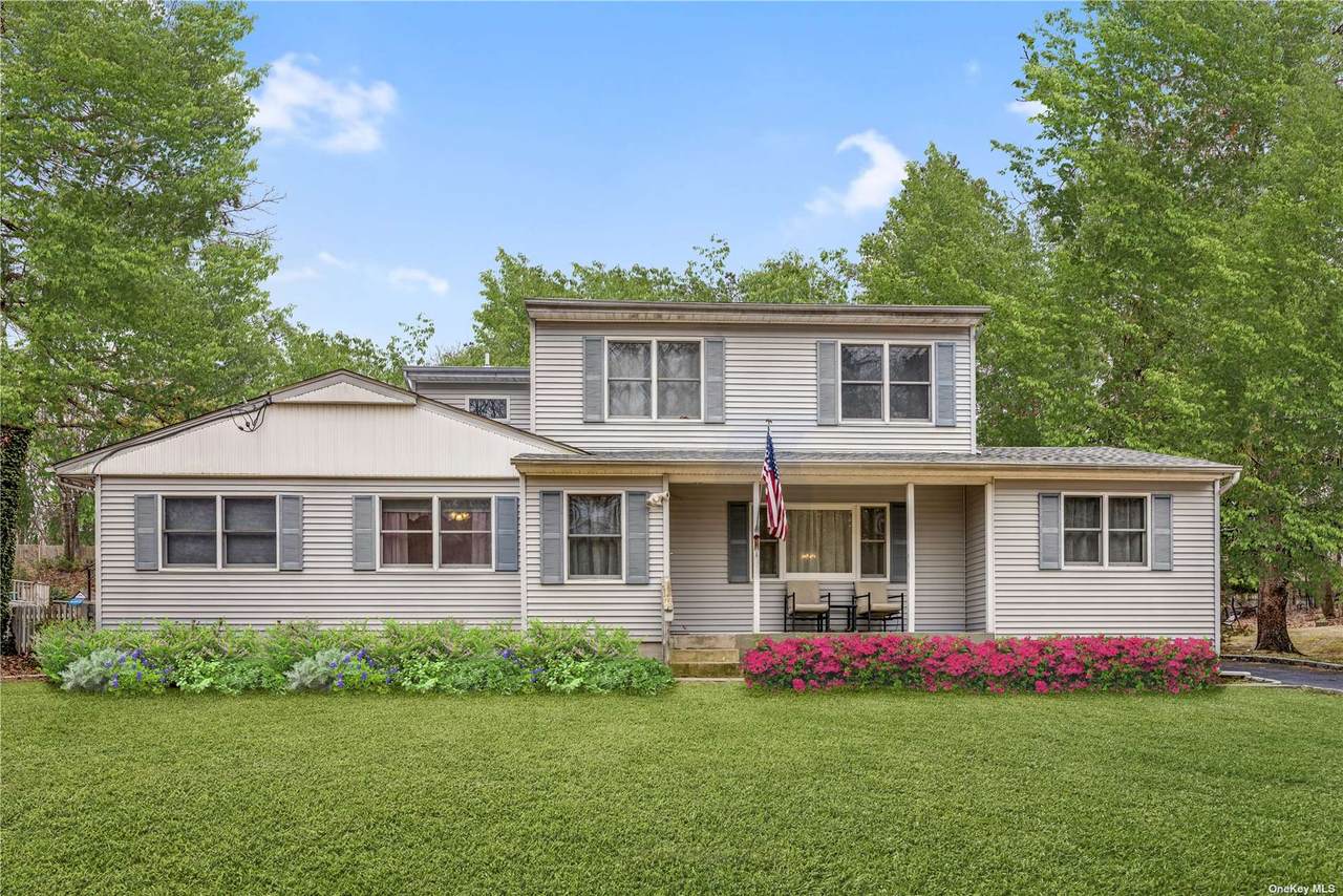 54 Mcarthur Lane - Photo 1