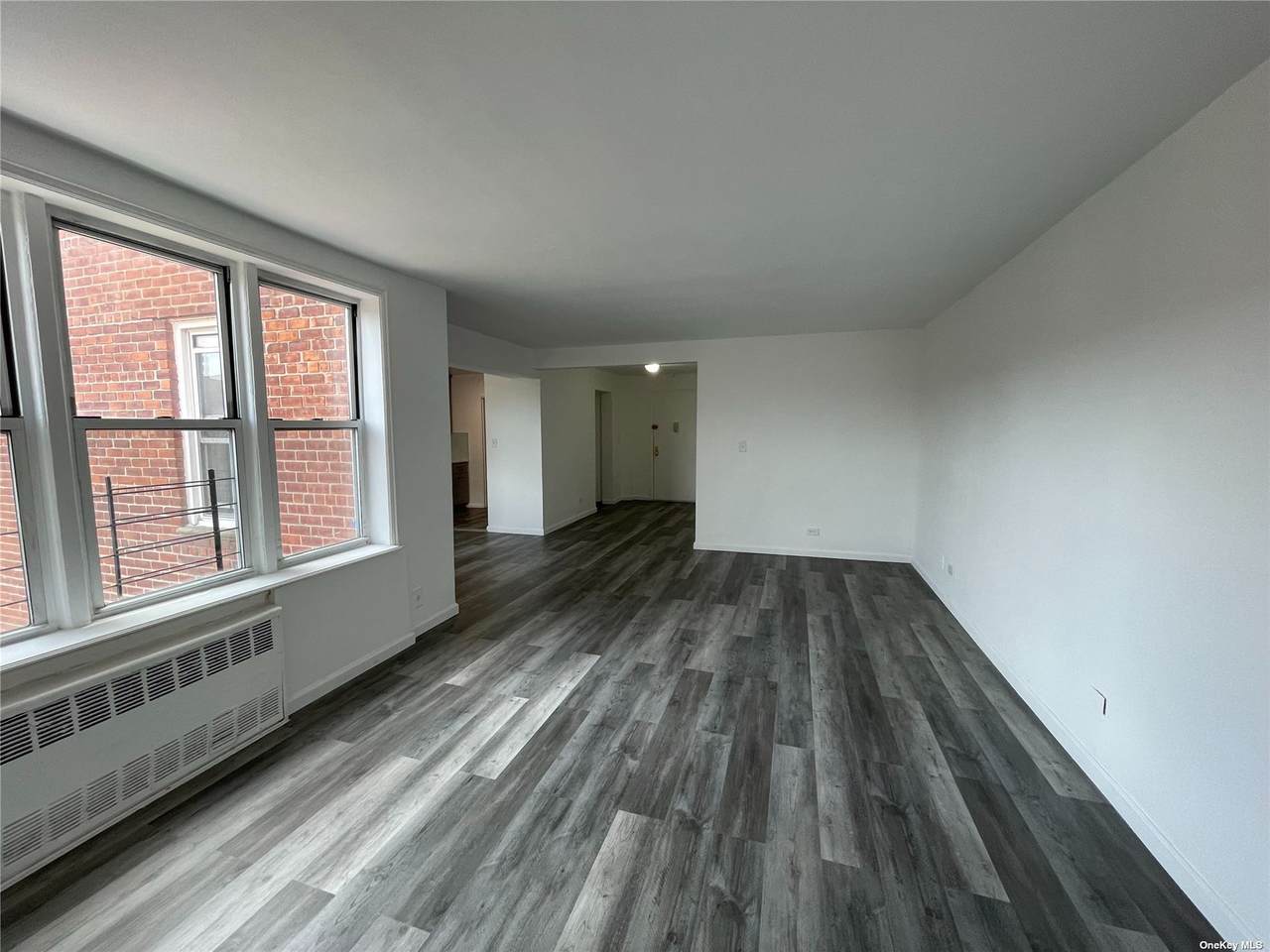 144-30 Roosevelt Avenue - Photo 1
