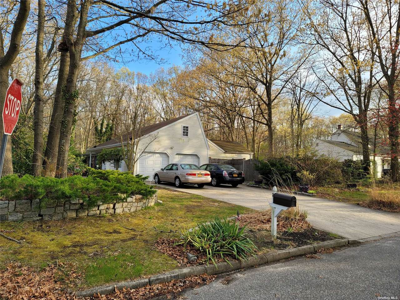 2 Cassie Court - Photo 1