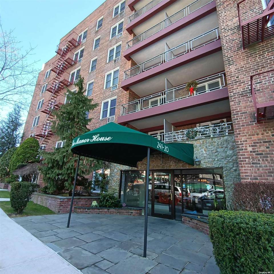 241-20 Northern Boulevard - Photo 1