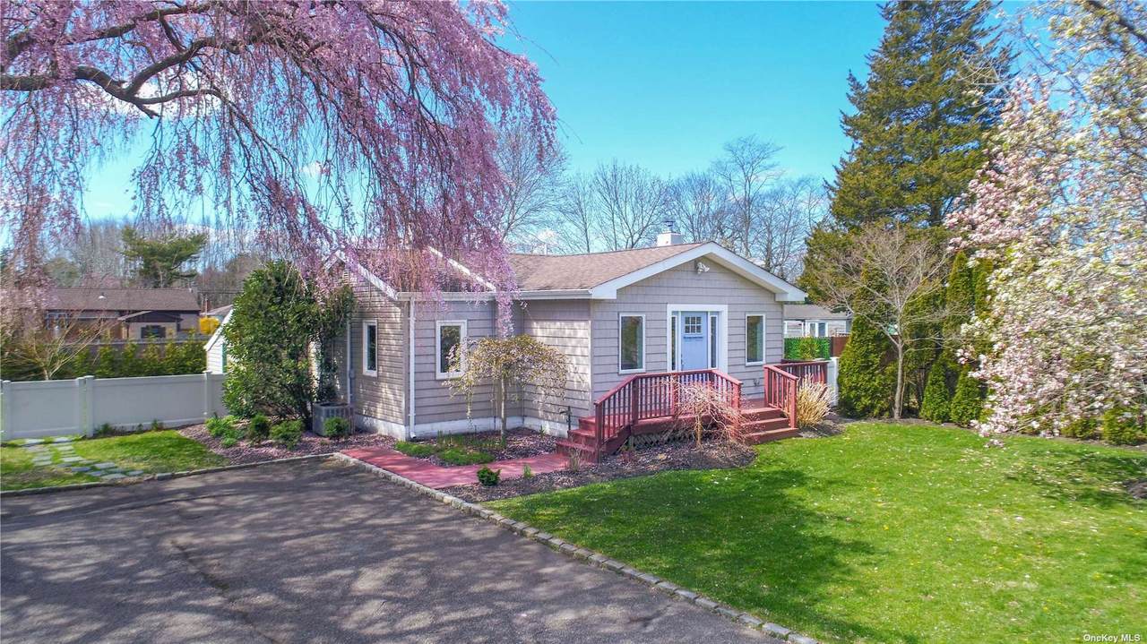 6 End Avenue - Photo 1