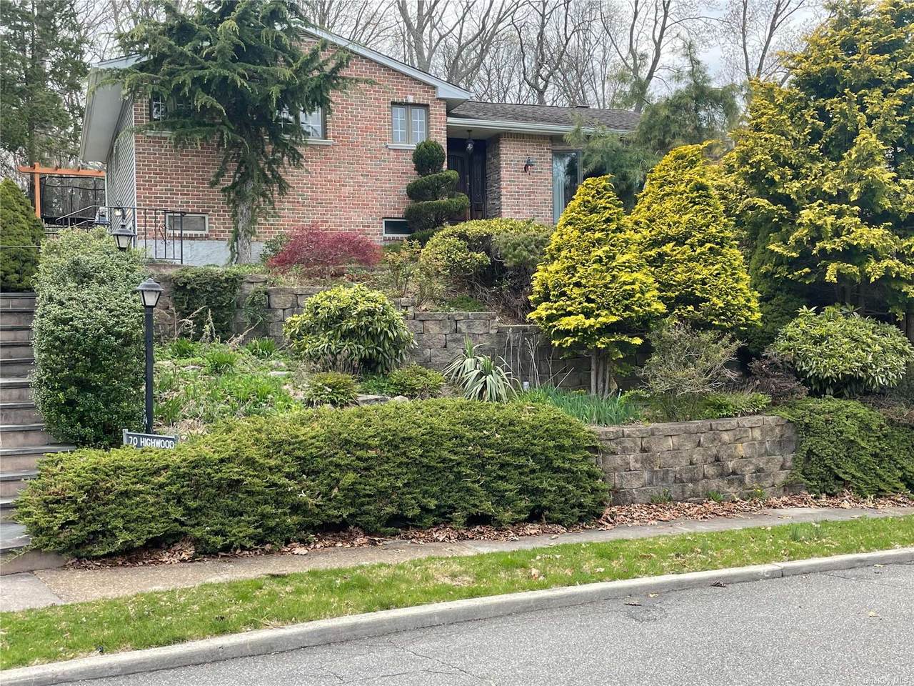 70 Highwood Road - Photo 1