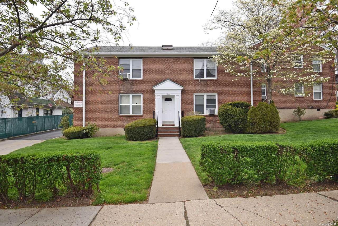35-06 Utopia Parkway - Photo 1